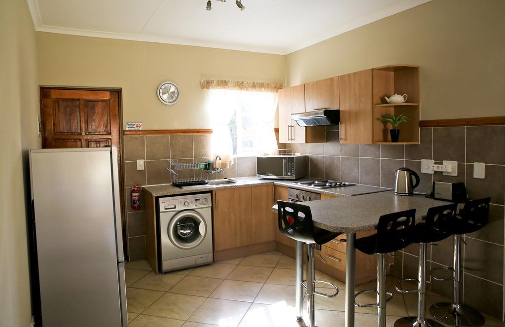 African Eagle Apartments Witfield Esterno foto
