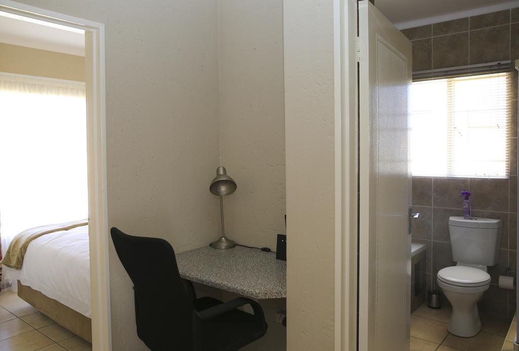 African Eagle Apartments Witfield Esterno foto