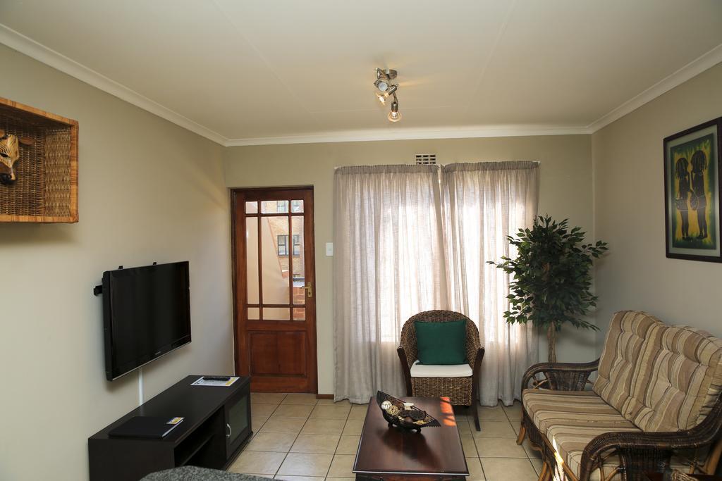 African Eagle Apartments Witfield Esterno foto